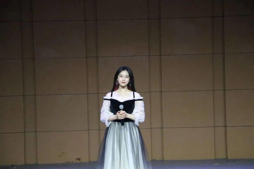 超燃文学院逄心玥斩获临沂大学建校80周年红色歌曲大赛一等奖